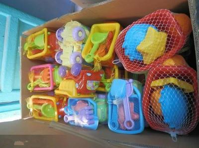 泡泡槍玩具信誠(chéng)批發(fā) 專(zhuān)業(yè)供應(yīng)廠家?guī)齑?，稱(chēng)斤批發(fā)優(yōu)價(jià)